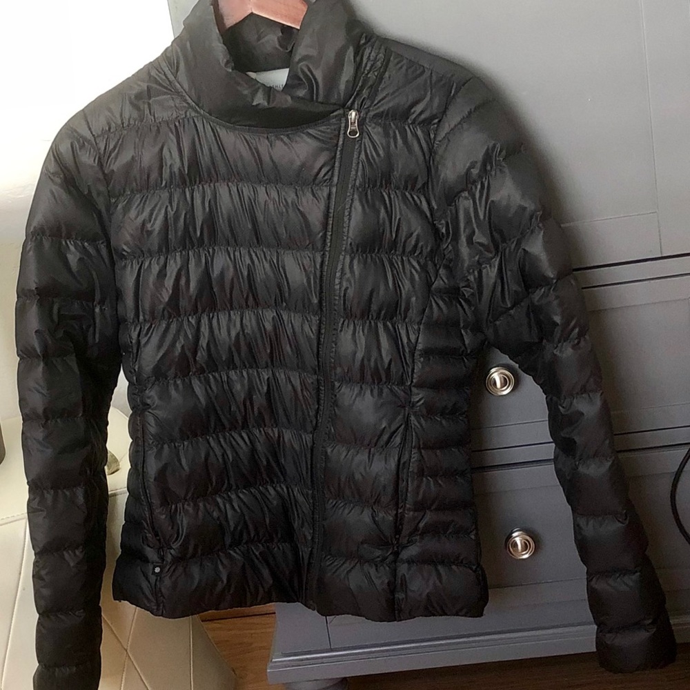 Athleta Lightweight Puffer